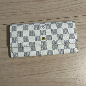 Louis Vuitton White and Gray Checkered Wallet